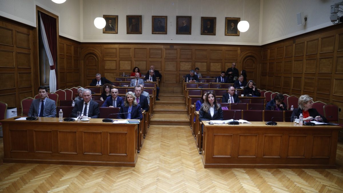Ένταση στην προανακριτική για Τριαντόπουλο – Αποχώρησαν ΠΑΣΟΚ, ΣΥΡΙΖΑ, ΚΚΕ και Νέα Αριστερά