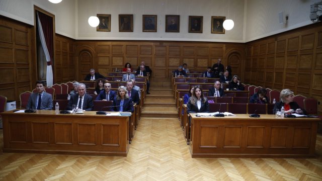 Ένταση στην προανακριτική για Τριαντόπουλο – Αποχώρησαν ΠΑΣΟΚ, ΣΥΡΙΖΑ, ΚΚΕ και Νέα Αριστερά
