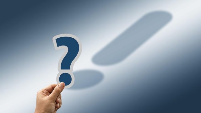 «Εκτός τόπου και χρόνου»: Τι σημαίνει η φράση και από που προέρχεται;