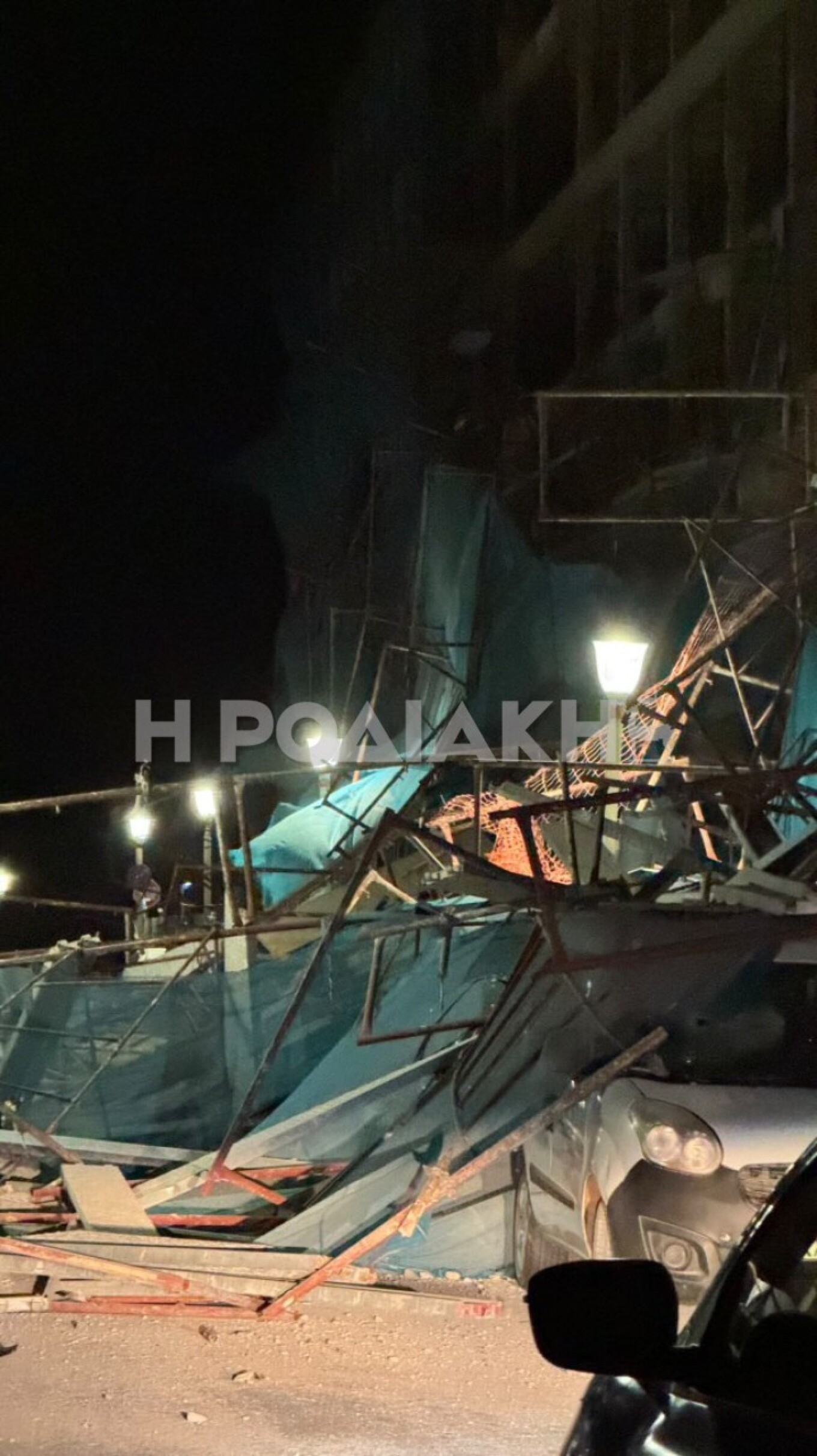Κατέρρεσε σκαλωσιά