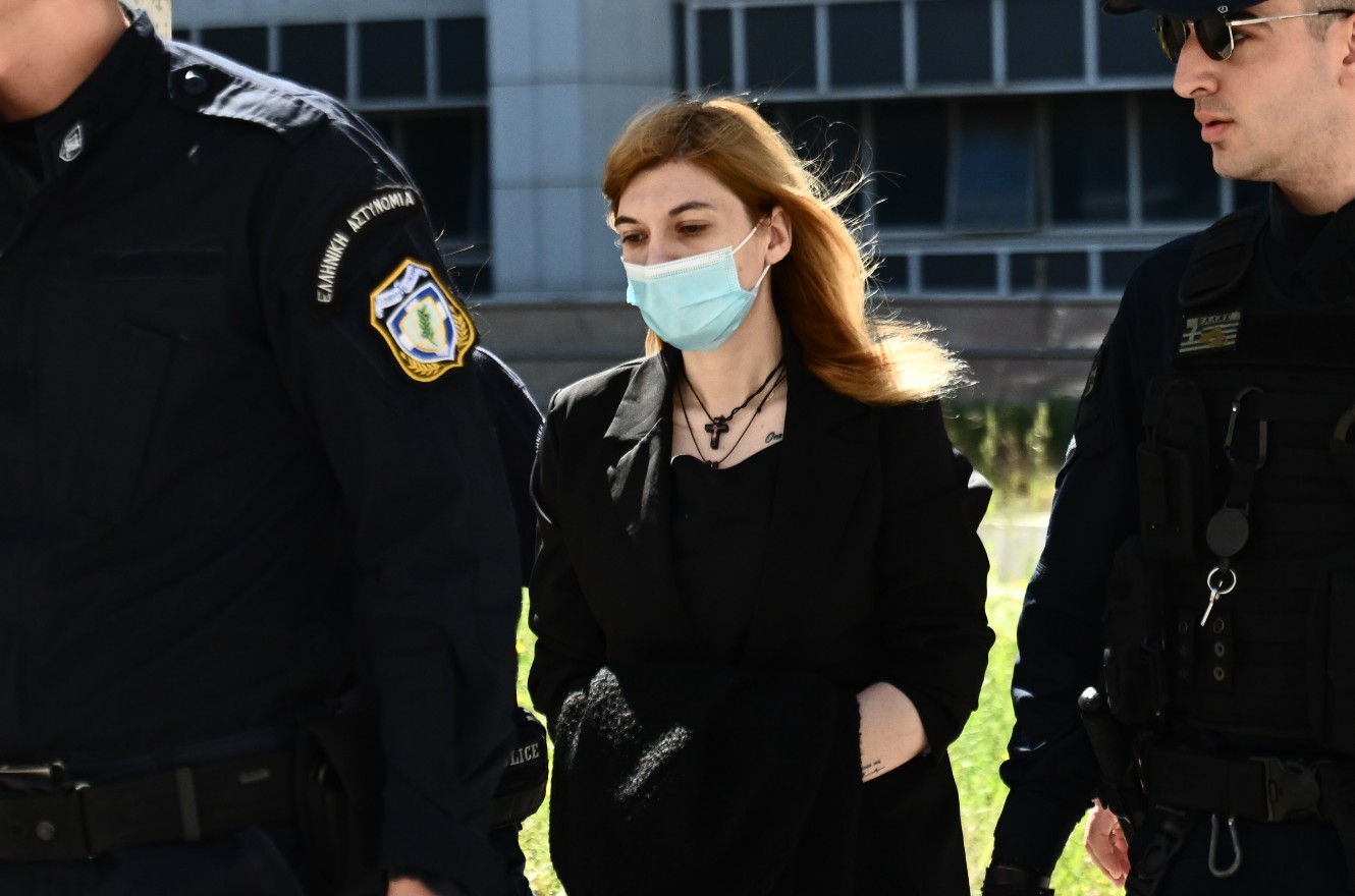Κόλαφος η εισαγγελέας για τη Ρούλα Πισπιρίγκου: «Τα κοριτσάκια γίνονται άμοιρες Ιφιγένειες για να ζει σε ένα επίπλαστο γάμο»