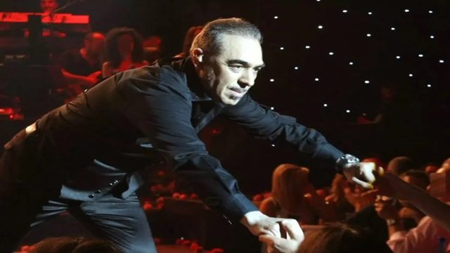 Νότης Σφακιανάκης: Σε αυτό το νυχτερινό κέντρο επιστρέφει