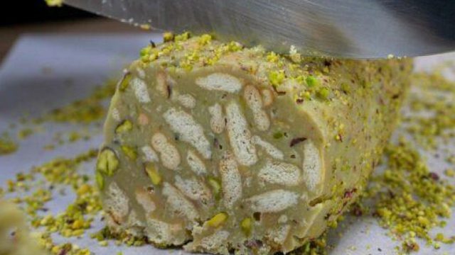Συνταγή όνειρο: Μωσαϊκό με φυστίκι Αιγίνης