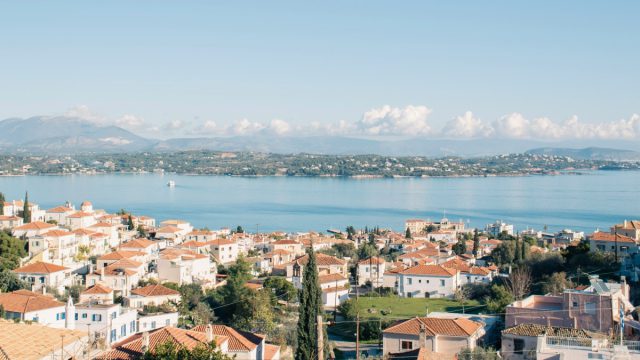 «Θριαμβεύει» η παρανομία σε Σπέτσες-Πόρτο Χέλι: Μεγάλος κίνδυνος η μη τήρηση του ορίου ταχύτητας στη θάλασσα