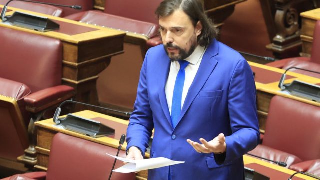 Στο ΠΑΣΟΚ τις επόμενες ημέρες ο Πέτρος Παππάς