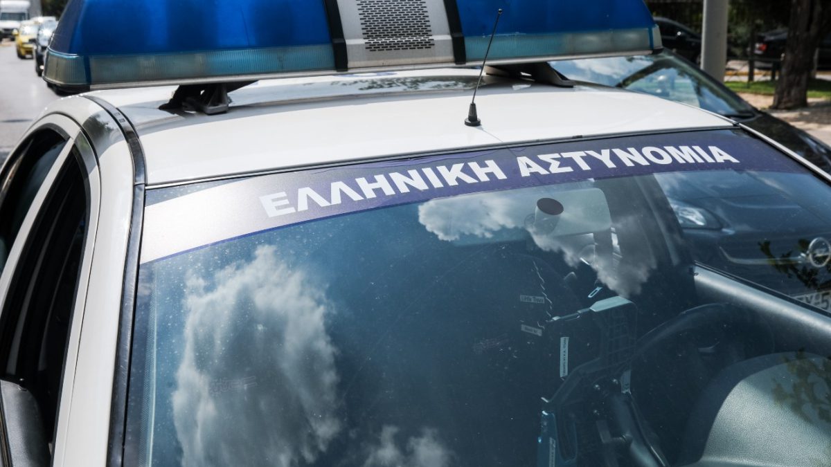 «Ντου» της Αστυνομίας σε βενζινάδικα και αποθήκες: «Μπαράζ» συλλήψεων για λαθρεμπόριο και «πειραγμένες» αντλίες