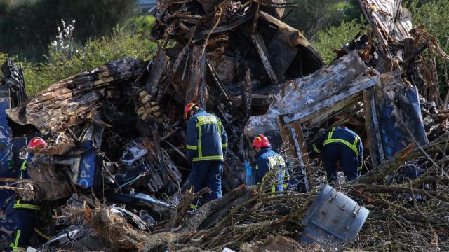 Τέμπη: E-mail «καίει» Τριαντόπουλο,  Γεραπετρίτη και Σκέρτσο για το μπάζωμα