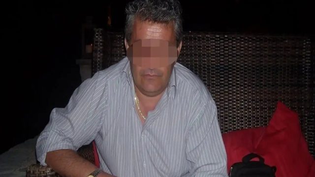 Τέμπη: Κλεισμένος στο σπίτι του ο σταθμάρχης Λάρισας που έχει αποφυλακιστεί – «Είναι πολύ χάλια»