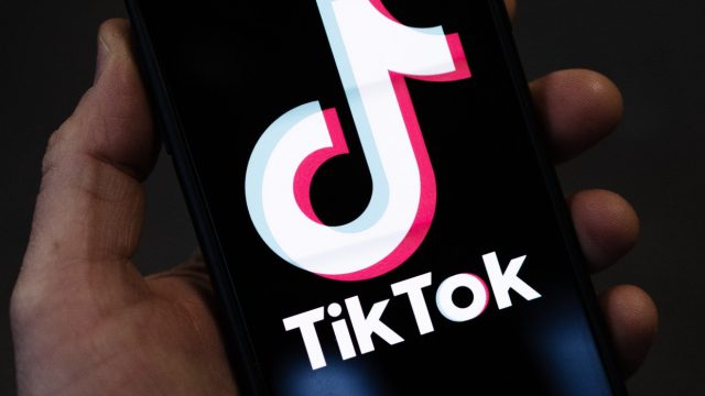 Όλοι… TikTok: Σοκαριστικά στοιχεία για την χρήση του στην Ελλάδα
