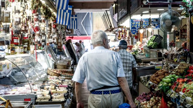Ακρίβεια: Ράλι τιμών στα τρόφιμα την τελευταία 15ετία – Εκτοξεύθηκαν στο 38,97%