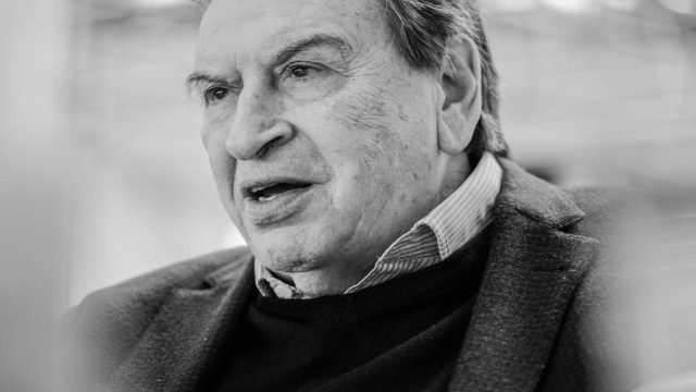 Λάμπης Τσιριγωτάκης: Ο δημοσιογράφος που κατέγραψε την ιστορία με τη φωνή και την πένα του