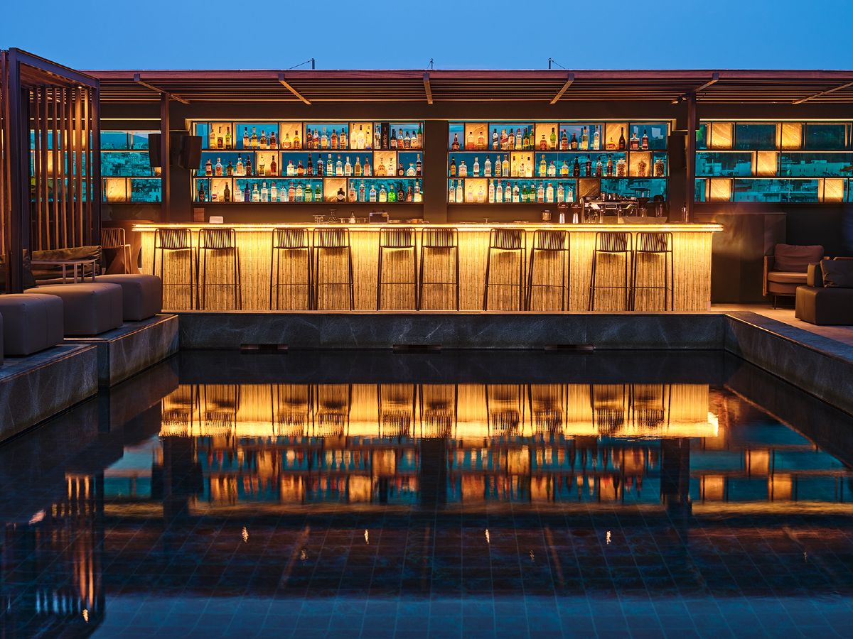 urban roof radisson