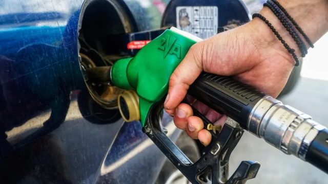 Βόλος: «Δεχόμουν απειλές» υποστηρίζει η 35χρονη που έκλεψε από βενζινάδικο