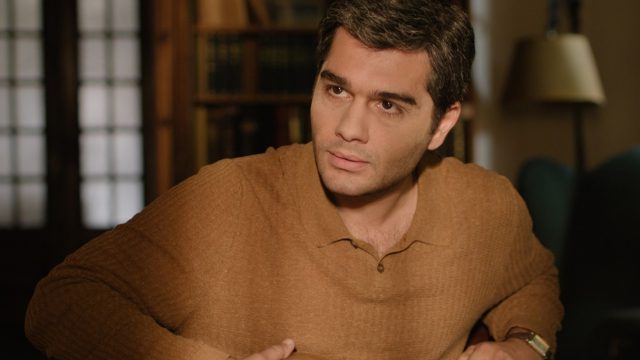 Δεν είχαμε ιδέα: Ποιος τραγουδιστής θα έπαιρνε τη θέση του Μάστορα στην ταινία του Στέλιου Καζαντζίδη;