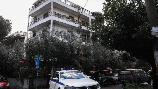 Νέα στοιχεία για το νεκρό ζευγάρι σε οδόστρωμα στου Ζωγράφου – Πήδηξαν από το μπαλκόνι