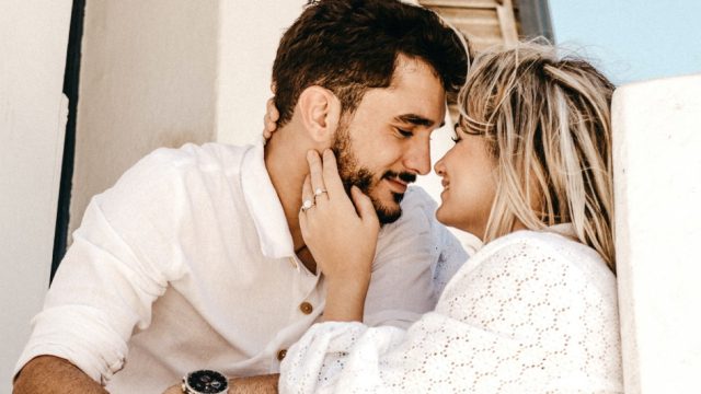 Έρωτες και πάθη μέσα στην άνοιξη: Τα 6 ζώδια που πρέπει να είναι… έτοιμα για αγάπη