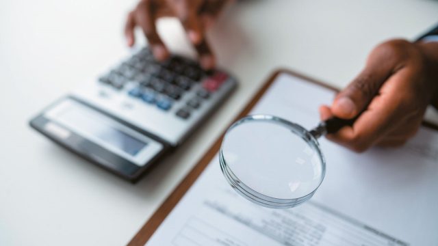 Έρχονται πάνω από 184.000 έλεγχοι από την ΑΑΔΕ