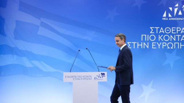 Η χείρα βοηθείας της ΝΔ στον Καραμανλή, ο Χαρίτσης και το blackout στην Ιβηρική