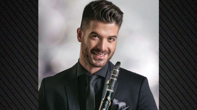 Συγκλονίζει ο Άρης Μουγκοπέτρος: «Και με το ένα χέρι θα ξαναπαίξω κλαρίνο»