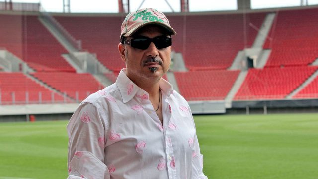 Νότης Σφακιανάκης: Στο ΥΤΟΝ του Νίκου Βέρτη θα εμφανίζεται από του χρόνου o τραγουδιστής
