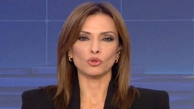 Πασίγνωστη Ελληνίδα δημοσιογράφος άλλαξε όνομα για να ξεχάσει viral ΒΙΝΤΕΟ του MEGΑ!
