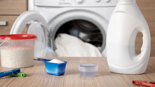 Πλυντήριο ρούχων: 6 tips για να το κρατήσετε καθαρό και λειτουργικό
