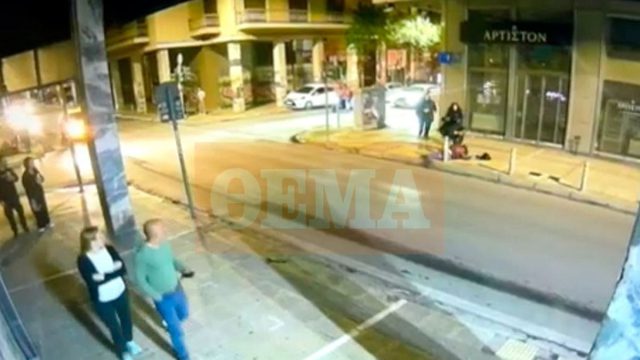 Βίντεο σοκ: Η στιγμή που Σύρος επιτίθεται σε 22χρονη στη Σόλωνος για να τη βιάσει! Ήταν μπροστά δεκάδες περαστικοί
