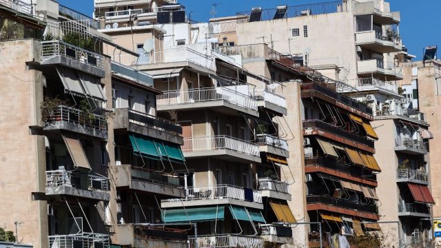 Ακίνητα: Πώς το «Σπίτι Μου 2» αύξησε τις τιμές τους – Ανάσα με σπίτια με φθηνό ενοίκιο σε νέους και ευάλωτα νοικοκυριά