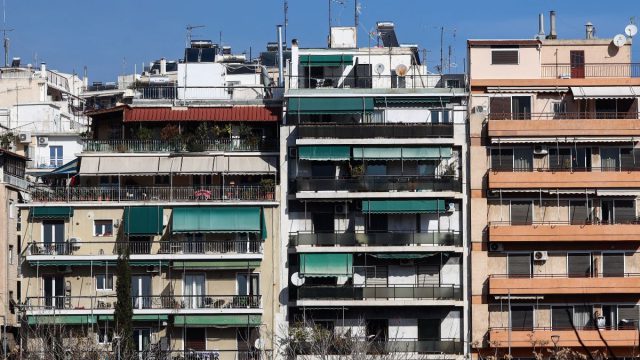 Ανακαίνιση στα ακίνητα και… ανακούφιση: Σε ποιους θα έρθει έκπτωση φόρου έως και 16.000 ευρώ