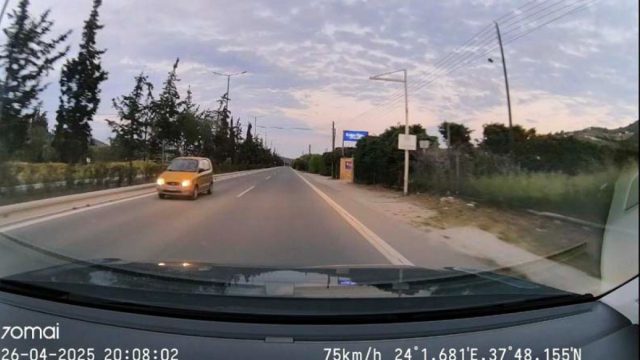 Κινούμενος κίνδυνος: Οδηγούσε ανάποδα στη Λεωφόρο Λαυρίου – «Παραλίγο να γινόταν μακελειό»