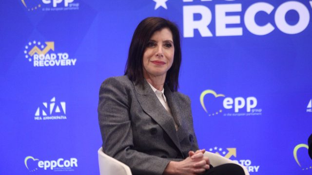 Θύμα συμμορίας Ρομά η μητέρα της Άννα Μισέλ Ασημακοπούλου – Πώς την εξαπάτησαν