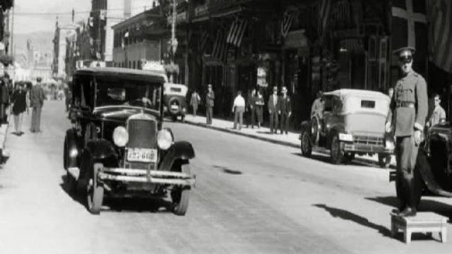 Κουίζ για την παλιά Αθήνα: Μπορείς να καταλάβεις ποια είναι ο οδός της φωτογραφίας;