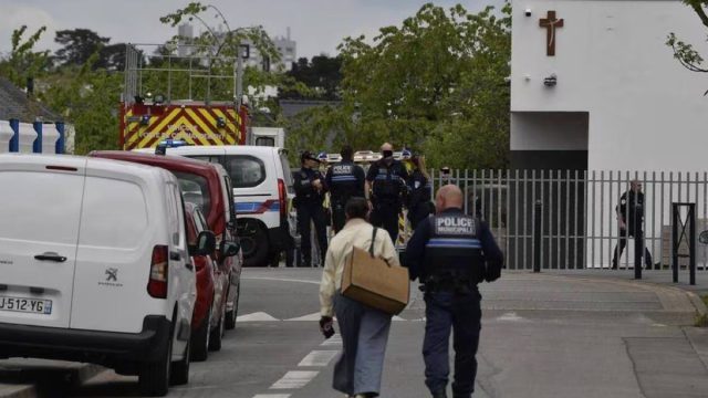 Συναγερμός στη Γαλλία: Επίθεση με μαχαίρι σε σχολείο – Νεκρός ένας μαθητής