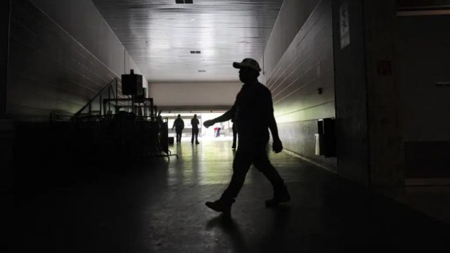 Πρωτοφανές μπλακ άουτ σε Ισπανία, Πορτογαλία και Γαλλία: «Χάος παντού» – Ακινητοποιημένα μετρό και απόλυτο σκοτάδι