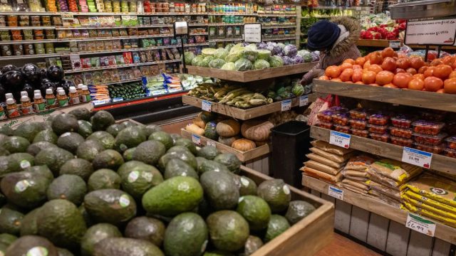 Στην αντίποινα η ΕΕ: Τα προϊόντα που θα «στείλει» στον «πόλεμο» κατά του Τραμπ