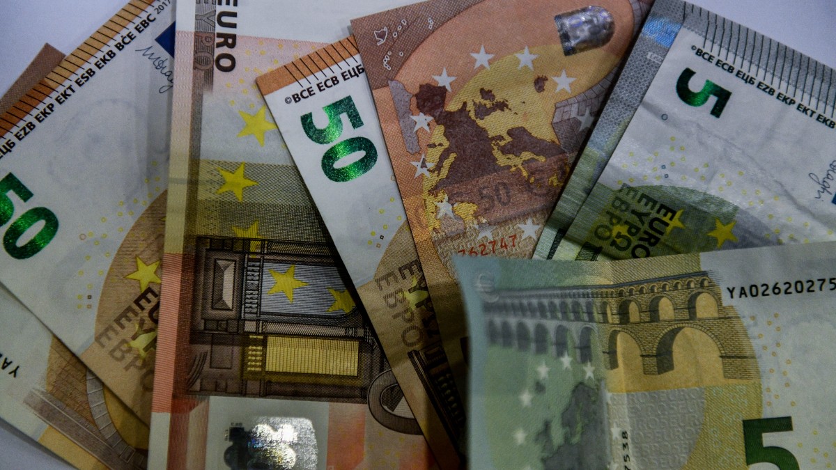 ΕΦΚΑ – ΔΥΠΑ: Ο «χάρτης» των πληρωμών έως τις 2 Μαΐου – Οι δικαιούχοι