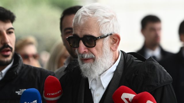 Ο Πέτρος Φιλιππίδης υπέστη εγκεφαλικό: Το παρασκήνιο με το πρόβλημα της υγείας του