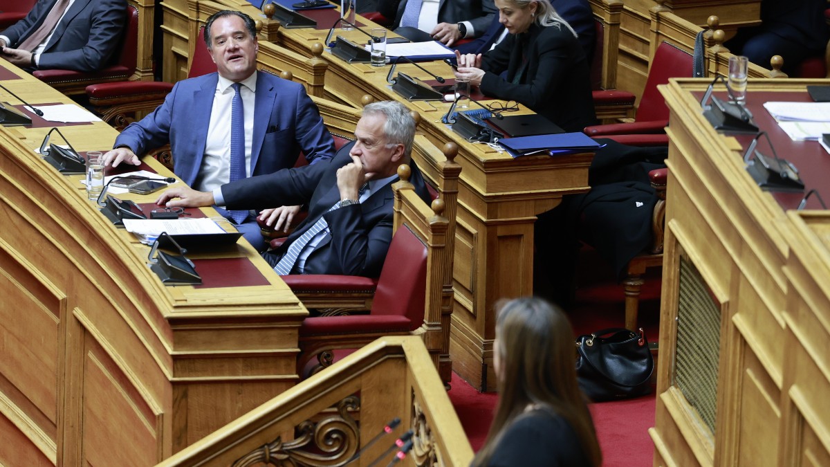 Ένταση με Γεωργιάδη και Κωνσταντοπούλου: «Έχει σχέσεις με τον Πούτιν, δεν την φοβάμαι»