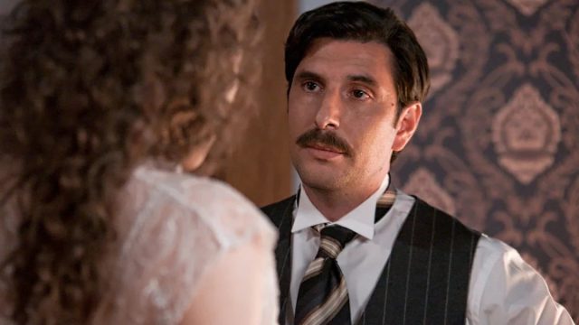Grand Hotel: Ο Ρήγας μαθαίνει πως η Αλίκη είναι έγκυος – Εξελίξεις σοκ στα επόμενα επεισόδια