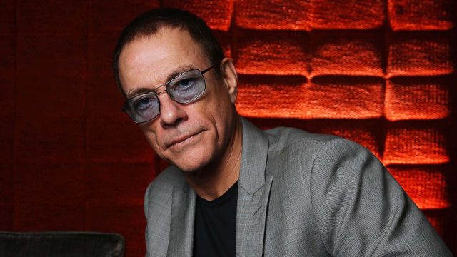 Μπελάδες για τον Ζαν-Κλοντ Βαν Νταμ: Κατηγορείται ότι έκανε εν γνώσει του έρωτα με πέντε γυναίκες που προέρχονταν από εμπορία ανθρώπων