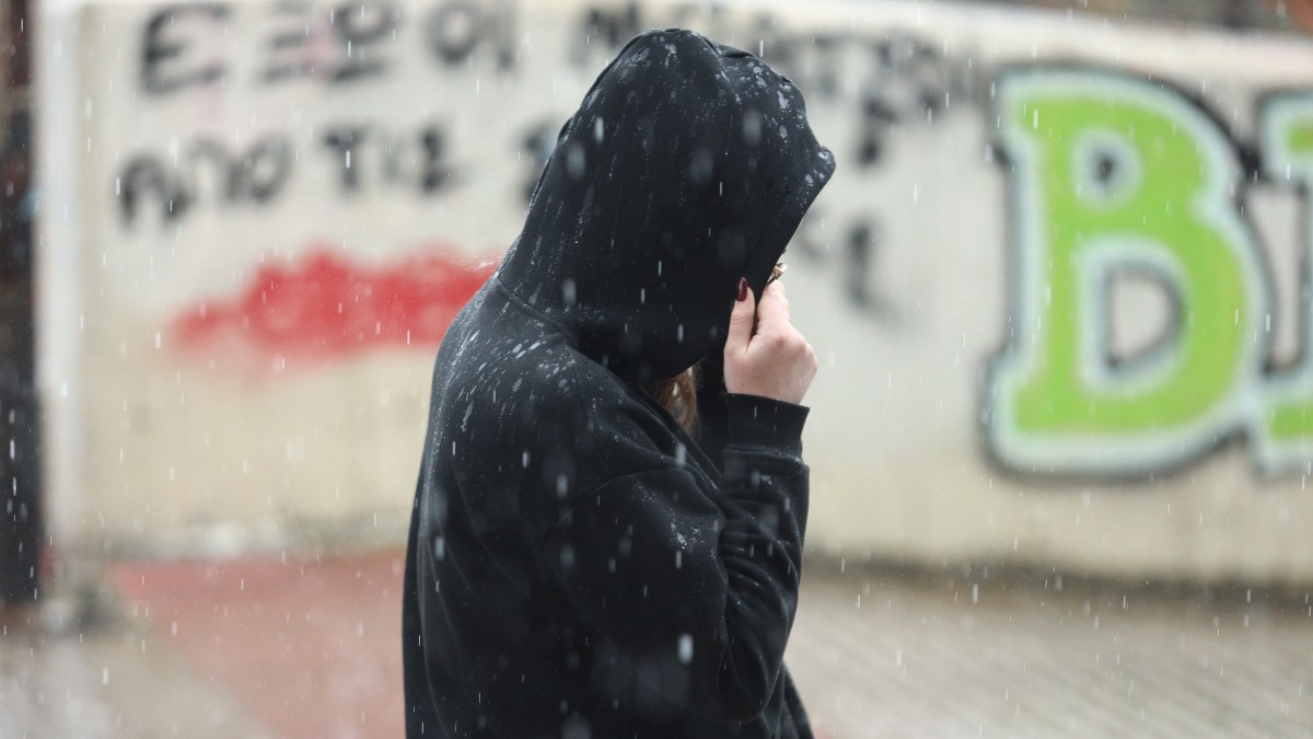 Καιρός: Νέο έκτακτο δελτίο επιδείνωσης – Πού αναμένεται να δούμε ακόμη και χιόνια