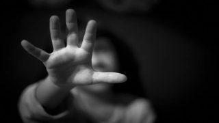 Φρίκη στη Χαλκίδα: 9χρονη θύμα σεξουαλικής κακοποίησης – Συνελήφθη η αδερφή της