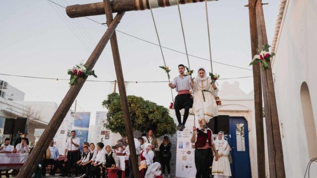 Πάσχα στην Κύθνο: Η κούνια της Λαμπρής, οι γευστικές πίτες και άλλα ξεχωριστά έθιμα