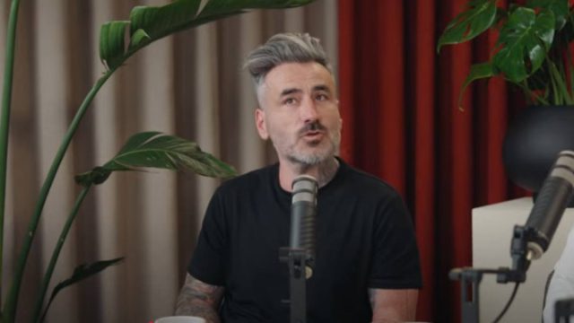 «Λύγισε» ο Γιώργος Μαυρίδης: «Απόλυτη τρομοκρατία, σπασμένες πόρτες δύο το βράδυ»