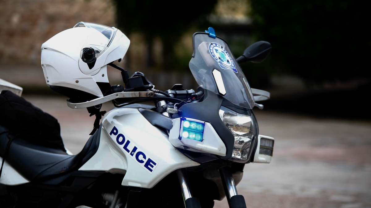 Θεσσαλονίκη: Η παρατήρηση για ησυχία σε τρεις 24χρονους που οδήγησε σε μήνυση γιατί την αποκάλεσαν «αγ@@@@η 30άρα»