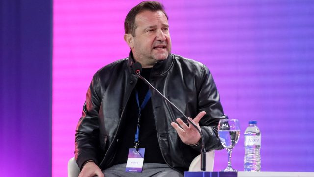 Τέμπη: «Πυρά» Πλακιά σε Φάμελλο για Γενηδουνιά – «Είναι πολλά τα λεφτά Σωκράτη…»