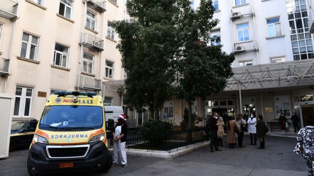 Νοσοκομείο Αλεξάνδρα: Το χρονικό για το πώς φτάσαμε στο να καεί η ασθενής – Τι την έσωσε από τα πολύ χειρότερα