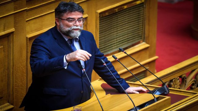 «Τώρα δεν ακούτε»: Το απαράδεκτο σχόλιο Οικονόμου σε Νοτοπούλου και η αντίδραση αντί για «συγγνώμη»