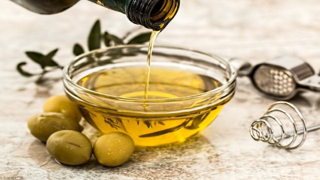 Έξτρα παρθένο ελαιόλαδο: Το «κλειδί» της μακροζωίας σύμφωνα με τους επιστήμονες του Χάρβαρντ