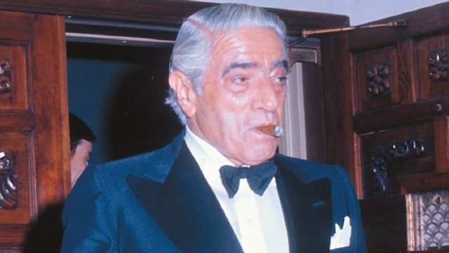 Όταν ο Αριστοτέλης Ωνάσης έμεινε μόνος του: Οι γιορτές που πέρασε χωρίς κανέναν στο πλευρό του στη βίλα της Γλυφάδας